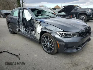 2019 BMW 3 Series 330i xDrive with VIN 3MW5R7J59K8B00893, listed as a Copart auction lot 47220575 with Not Provided miles and Salvage Title. Bid and sale history available at DreamBid. Image 4.