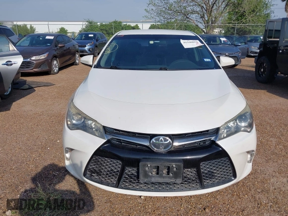 2017 Toyota Camry XLE with VIN 4T1BF1FK5HU358622, listed as a IAAI auction lot 41940058 with 1 mi miles. Bid and sale history available at carsss.com. Image 6.