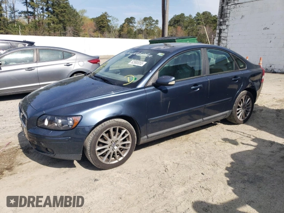 2006 Volvo S40 2.4L with VIN YV1MS382462213723, listed as a Copart auction lot 52985855 with 215,644 mi miles and Salvage Title. Bid and sale history available at carsss.com. Image 1.