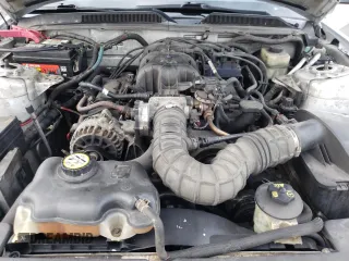 2006 Ford Mustang Standard with VIN 1ZVFT80N565148813, listed as a Copart auction lot 50636785 with 179,784 mi miles and Non Repairable. Bid and sale history available at carsss.com. Image 7.