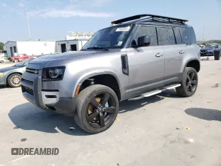 2022 Land Rover Defender SE z VIN SALEP7RU0N2090397, wystawiony jako Copart lot #71658454 z przebiegiem 40 652 mil mil oraz Szkoda całkowita • Salvage title. Historia ofert i sprzedaży dostępna na DreamBid. Obrazek 1.