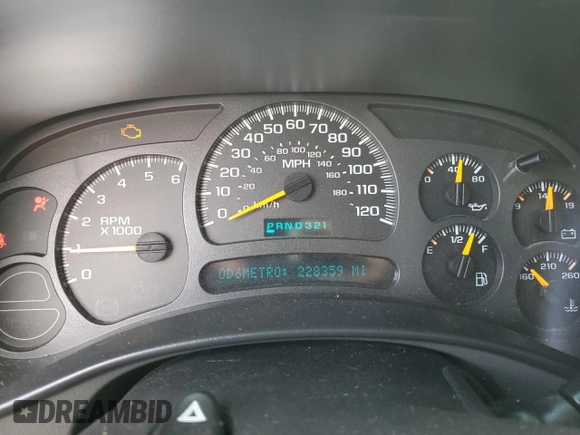 2004 Chevrolet Silverado 1500 Z71 with VIN 1GCEK19T84Z154525, listed as a Copart auction lot 54240895 with 228,359 mi miles and Salvage Title. Bid and sale history available at DreamBid. Image 9.