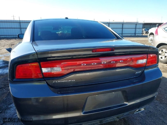 2014 Dodge Charger SXT with VIN 2C3CDXHG7EH325117, listed as a IAAI auction lot 41482634 with 106,761 mi miles. Bid and sale history available at carsss.com. Image 17.
