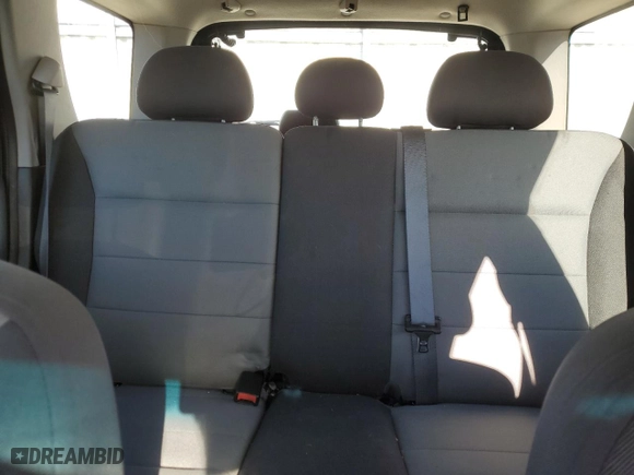 2006 Ford Escape XLS with VIN 1FMYU92Z86KA56686, listed as a Copart auction lot 47642045 with 196,804 mi miles and Clean Title. Bid and sale history available at carsss.com. Image 10.