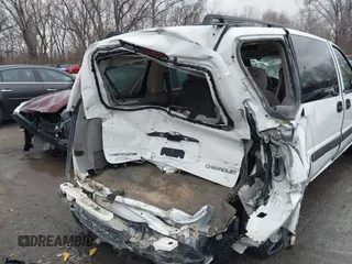 2003 Chevrolet Venture w/Y3G Mobility Pkg with VIN 1GNDX03EX3D176157, listed as a IAAI auction lot 41103107 with 228,719 mi miles. Bid and sale history available at carsss.com. Image 6.