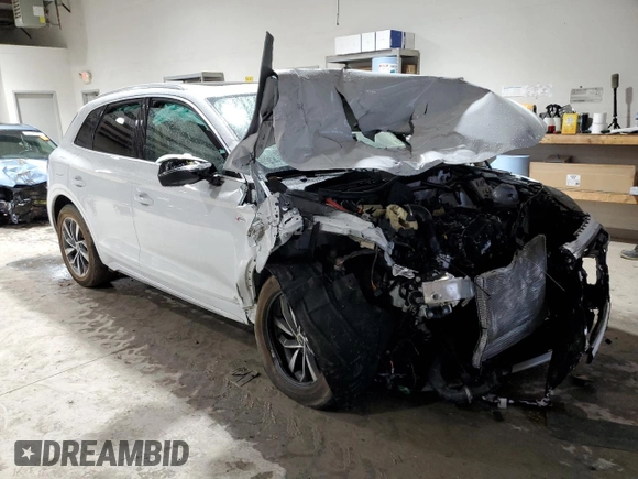 2023 Audi Q5 S line Prestige z VIN WA1FAAFY7P2165319, wystawiony jako Copart lot #83750474 z przebiegiem Nie podano mil oraz Szkoda całkowita • Salvage title. Historia ofert i sprzedaży dostępna na DreamBid. Obrazek 4.