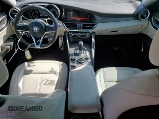 2019 Alfa Romeo Giulia with VIN ZARFAMAN3K7597993, listed as a Copart auction lot 53031435 with 39,556 mi miles and Salvage title. Bid and sale history available at DreamBid. Image 8.