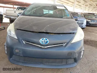 2013 Toyota Prius v Two with VIN JTDZN3EU8D3190303, listed as a IAAI auction lot 41927376 with 210,657 mi miles. Bid and sale history available at carsss.com. Image 6.