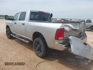 2015 Ram 2500 Tradesman с VIN 3C6UR5CL6FG513999, выставлен на аукционе IAAI как лот 42259171 с пробегом 265 657 миль миль и . История ставок и продаж доступна на DreamBid. Изображение 3.
