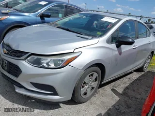 2017 Chevrolet Cruze LS with VIN 1G1BC5SM9H7266013, listed as a IAAI auction lot 41792347 with NaN miles. Bid and sale history available at carsss.com. Image 18.