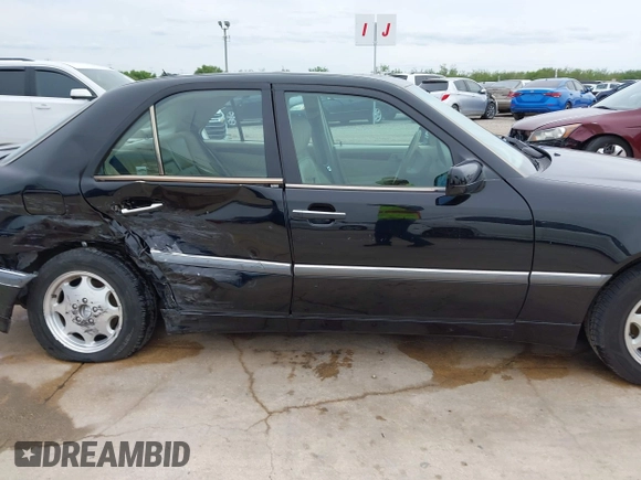 2000 Mercedes-Benz C 230 Kompressor z VIN WDBHA24G9YA851219, wystawiony jako IAAI lot #42392855 z przebiegiem 119 588 mil mil oraz . Historia ofert i sprzedaży dostępna na DreamBid. Obrazek 13.