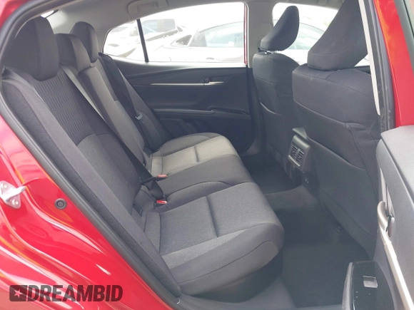 2025 Toyota Camry LE z VIN 4T1DBADK7SU012621, wystawiony jako IAAI lot #42034225 z przebiegiem 351 mil mil oraz . Historia ofert i sprzedaży dostępna na DreamBid. Obrazek 8.