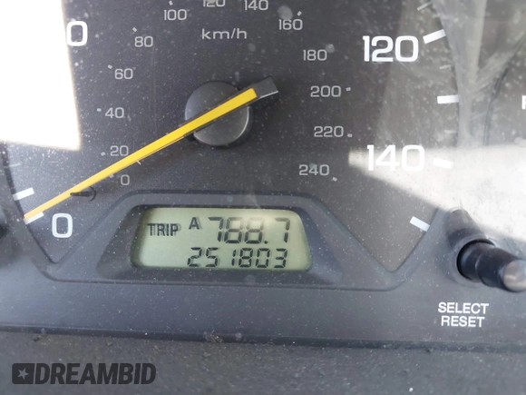 2000 Honda Accord LX z VIN 1HGCG2249YA009971, wystawiony jako IAAI lot #42521611 z przebiegiem 251 803 mil mil oraz . Historia ofert i sprzedaży dostępna na DreamBid. Obrazek 7.