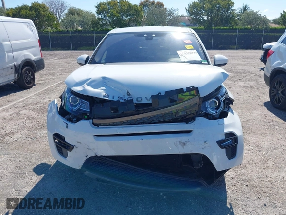 2018 Land Rover Discovery Sport SE z VIN SALCP2RX1JH740401, wystawiony jako IAAI lot #42032873 z przebiegiem 77 111 mil mil oraz . Historia ofert i sprzedaży dostępna na DreamBid. Obrazek 13.