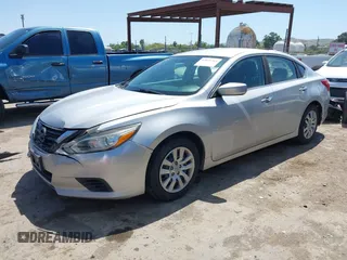 2016 Nissan Altima 2.5 S with VIN 1N4AL3APXGN376037, listed as a IAAI auction lot 42075264 with 241,385 mi miles. Bid and sale history available at carsss.com. Image 17.