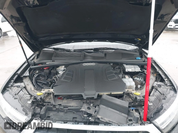2019 Audi Q7 Prestige z VIN WA1VAAF77KD024993, wystawiony jako IAAI lot #41517140 z przebiegiem 91 074 mil mil oraz . Historia ofert i sprzedaży dostępna na DreamBid. Obrazek 10.