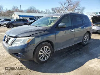 2013 Nissan Pathfinder SV z VIN 5N1AR2MM4DC629649, wystawiony jako Copart lot #48050795 z przebiegiem 126 726 mil mil oraz Szkoda całkowita • Salvage title. Historia ofert i sprzedaży dostępna na DreamBid. Obrazek 1.