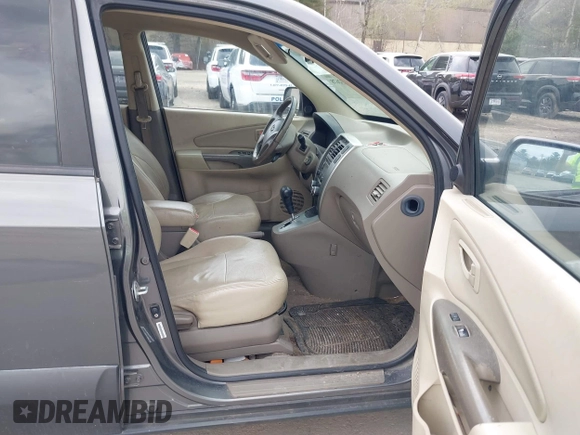 2009 Hyundai Tucson Limited with VIN KM8JN12D39U001608, listed as a IAAI auction lot 42132678 with 182,337 mi miles. Bid and sale history available at carsss.com. Image 5.