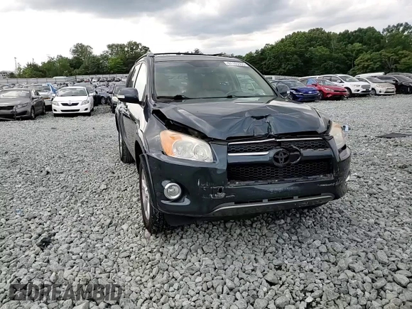 2011 Toyota RAV4 Limited z VIN 2T3YF4DV6BW057302, wystawiony jako Copart lot #61155355 z przebiegiem 153 496 mil mil oraz Szkoda całkowita • Salvage title. Historia ofert i sprzedaży dostępna na DreamBid. Obrazek 14.