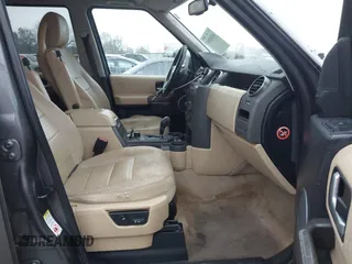 2006 Land Rover LR3 SE with VIN SALAD25466A358134, listed as a IAAI auction lot 41042605 with 237,024 mi miles. Bid and sale history available at carsss.com. Image 5.