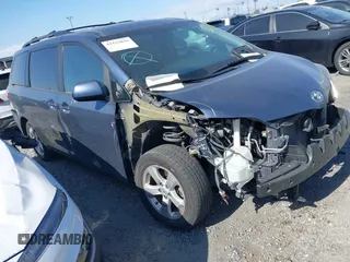2015 Toyota Sienna LE AAS with VIN 5TDKK3DC7FS649602, listed as a IAAI auction lot 42152836 with 70,892 mi miles and . Bid and sale history available at DreamBid. Image 1.