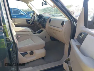 2003 Ford Expedition Special Service with VIN 1FMRU15W33LB68342, listed as a IAAI auction lot 41934448 with 216,356 mi miles. Bid and sale history available at carsss.com. Image 5.