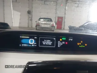 2017 Toyota Prius Two with VIN JTDKBRFU2H3044626, listed as a IAAI auction lot 41738057 with 81,932 mi miles. Bid and sale history available at carsss.com. Image 7.