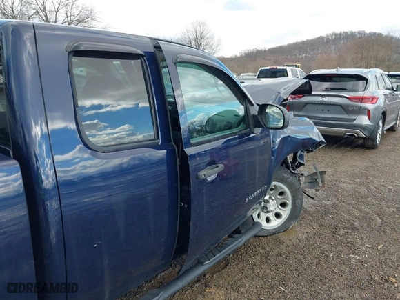 2012 Chevrolet Silverado 1500 Work Truck with VIN 1GCRCPEX0CZ139705, listed as a IAAI auction lot 41436864 with 67,749 mi miles. Bid and sale history available at carsss.com. Image 19.