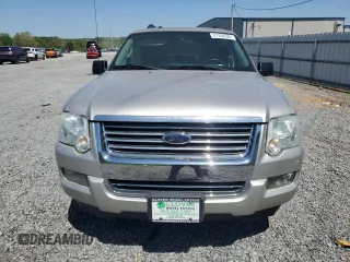 2008 Ford Explorer XLT z VIN 1FMEU63E78UA76898, wystawiony jako Copart lot #51746525 z przebiegiem 138 478 mil mil oraz Szkoda całkowita • Salvage title. Historia ofert i sprzedaży dostępna na DreamBid. Obrazek 5.