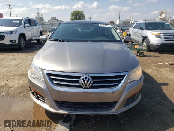 2010 Volkswagen CC Luxury z VIN WVWHL7AN0AE520751, wystawiony jako Copart lot #72500714 z przebiegiem 162 243 mil mil oraz Szkoda całkowita • Salvage title. Historia ofert i sprzedaży dostępna na DreamBid. Obrazek 5.