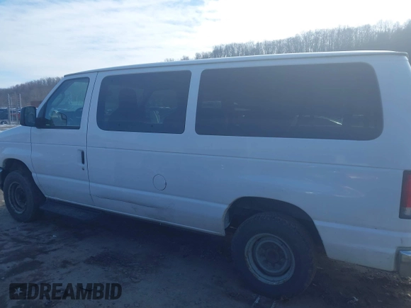 2014 Ford Econoline Passenger XL with VIN 1FBNE3BL2EDB06549, listed as a IAAI auction lot 41599964 with 197,921 mi miles. Bid and sale history available at carsss.com. Image 14.