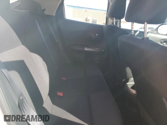 2013 Nissan Juke Nismo z VIN JN8AF5MV4DT229330, wystawiony jako Copart lot #51023155 z przebiegiem 141 791 mil mil oraz Czysty tytuł • Clean title. Historia ofert i sprzedaży dostępna na DreamBid. Obrazek 10.