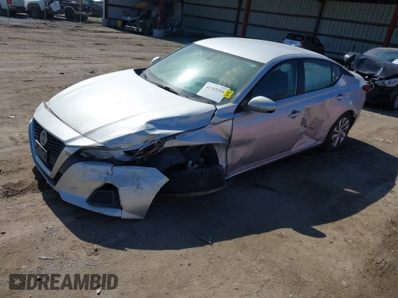 2019 Nissan Altima S with VIN 1N4BL4BV6KC211789, listed as a IAAI auction lot 41765294 with 120,412 mi miles and . Bid and sale history available at carsss.com. Image 2.