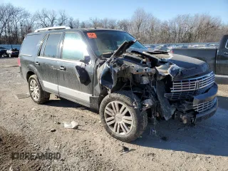 2007 Lincoln Navigator with VIN 5LMFU27587LJ07925, listed as a Copart auction lot 46303465 with Not provided miles and Salvage title. Bid and sale history available at DreamBid. Image 4.
