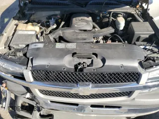 2005 Chevrolet Avalanche Z66 with VIN 3GNEC12Z95G151749, listed as a Copart auction lot 41979854 with 331,389 mi miles and Non repairable. Bid and sale history available at DreamBid. Image 11.