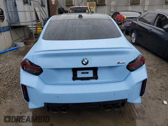 2023 BMW M2 z VIN 3MF13DM08P8D61938, wystawiony jako Copart lot #45193335 z przebiegiem 17 311 mil mil oraz Szkoda całkowita • Salvage title. Historia ofert i sprzedaży dostępna na DreamBid. Obrazek 6.