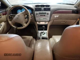 2005 Toyota Solara SE z VIN 4T1CA38P45U046553, wystawiony jako Copart lot #58408765 z przebiegiem 252 195 mil mil oraz Czysty tytuł • Clean title. Historia ofert i sprzedaży dostępna na DreamBid. Obrazek 8.