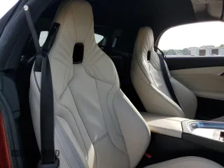 2019 BMW Z4 sDrive30i z VIN WBAHF3C59KWW23527, wystawiony jako Copart lot #55836075 z przebiegiem Nie podano mil oraz Szkoda całkowita • Salvage title. Historia ofert i sprzedaży dostępna na DreamBid. Obrazek 10.
