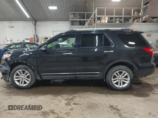 2015 Ford Explorer XLT z VIN 1FM5K8D83FGA52734, wystawiony jako IAAI lot #42285782 z przebiegiem 107 327 mil mil oraz . Historia ofert i sprzedaży dostępna na DreamBid. Obrazek 14.