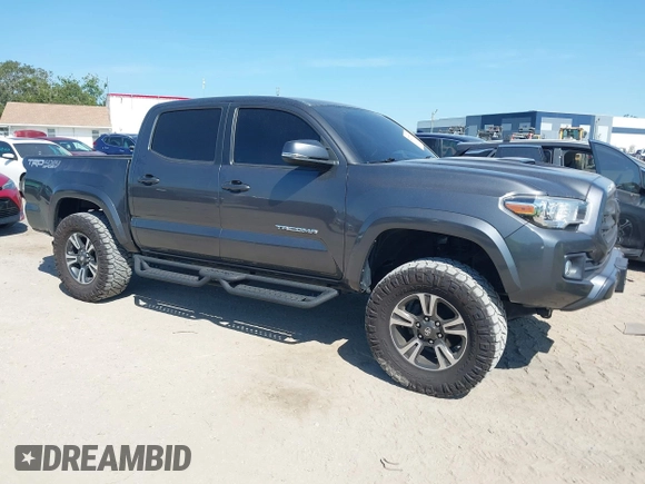 2017 Toyota Tacoma SR5 with VIN 3TMCZ5AN4HM052380, listed as a IAAI auction lot 42277918 with 62,238 mi miles and . Bid and sale history available at DreamBid. Image 1.