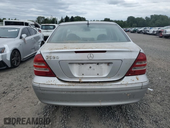 2002 Mercedes-Benz C 230/260/280/320 with VIN WDBRF64J52F271131, listed as a Copart auction lot 61007165 with 144,708 mi miles and Clean title. Bid and sale history available at DreamBid. Image 6.