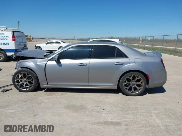 2018 Chrysler 300 with VIN 2C3CCABG2JH245095, listed as a IAAI auction lot 41827509 with 156,617 mi miles. Bid and sale history available at carsss.com. Image 14.