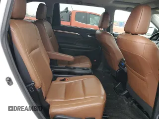 2017 Toyota Highlander Limited with VIN 5TDDZRFH7HS388832, listed as a Copart auction lot 44431435 with 136,284 mi miles and Salvage title. Bid and sale history available at DreamBid. Image 11.