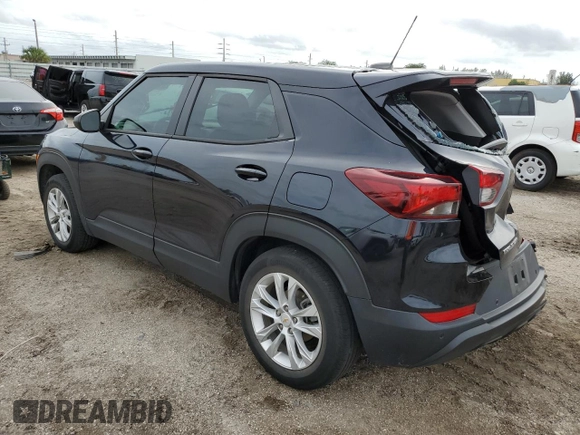 2021 Chevrolet TrailBlazer LS with VIN KL79MMS22MB053145, listed as a Copart auction lot 37359274 with 27,435 mi miles and . Bid and sale history available at DreamBid. Image 2.