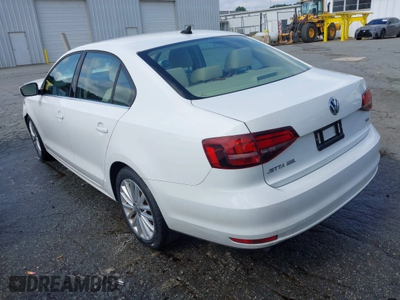 2016 Volkswagen Jetta SEL z VIN 3VWL07AJ0GM376263, wystawiony jako IAAI lot #42728100 z przebiegiem 213 315 mil mil oraz . Historia ofert i sprzedaży dostępna na DreamBid. Obrazek 3.