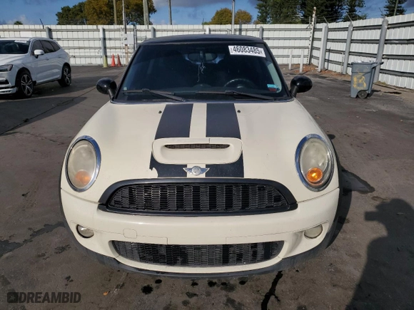 2008 MINI Cooper Hardtop S with VIN WMWMF73538TT88476, listed as a Copart auction lot 46083485 with NaN miles and Clean Title. Bid and sale history available at carsss.com. Image 5.