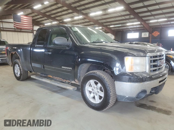 2013 GMC Sierra 1500 SLE z VIN 1GTR2VE77DZ276469, wystawiony jako Copart lot #47900465 z przebiegiem 218 729 mil mil oraz Czysty tytuł • Clean title. Historia ofert i sprzedaży dostępna na DreamBid. Obrazek 4.