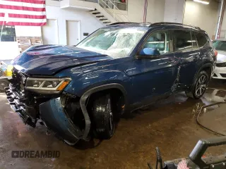 2022 Volkswagen Atlas SE z VIN 1V2LP2CA2NC516728, wystawiony jako Copart lot #41972145 z przebiegiem 61 728 mil mil oraz Szkoda całkowita • Salvage title. Historia ofert i sprzedaży dostępna na DreamBid. Obrazek 1.