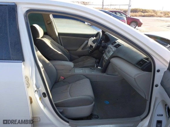2011 Toyota Camry LE with VIN 4T1BF3EK8BU701377, listed as a IAAI auction lot 40990252 with 1 mi miles. Bid and sale history available at carsss.com. Image 5.