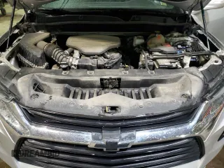 2020 Chevrolet Blazer LT with VIN 3GNKBCRS5LS579516, listed as a Copart auction lot 45010375 with 102,275 mi miles and Salvage title. Bid and sale history available at DreamBid. Image 12.